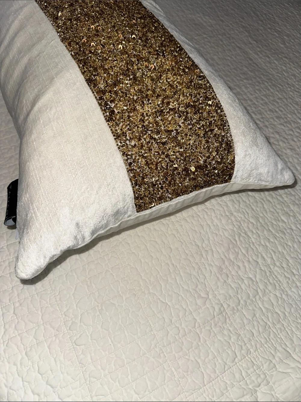 TAHARI White Velvet Down Filled Beaded Pillow Gold Lumbar like new